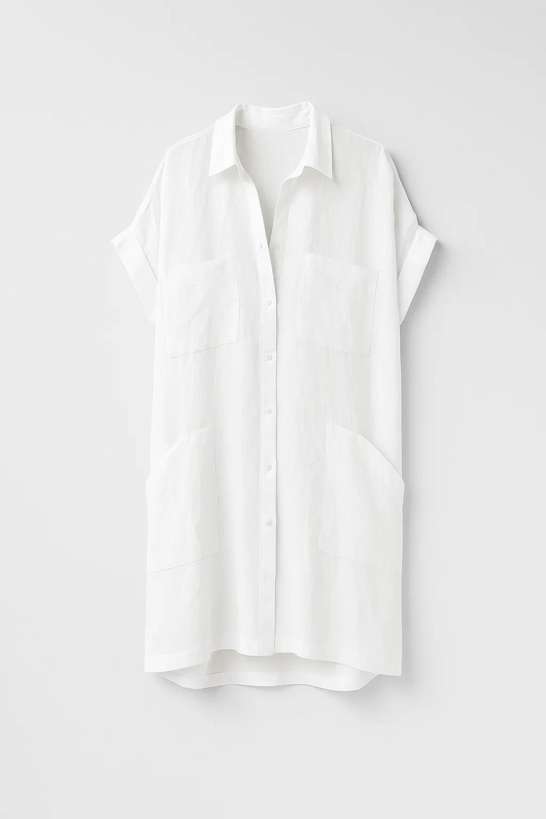 Lange blouse met borstzakken en omgeslagen mouwen