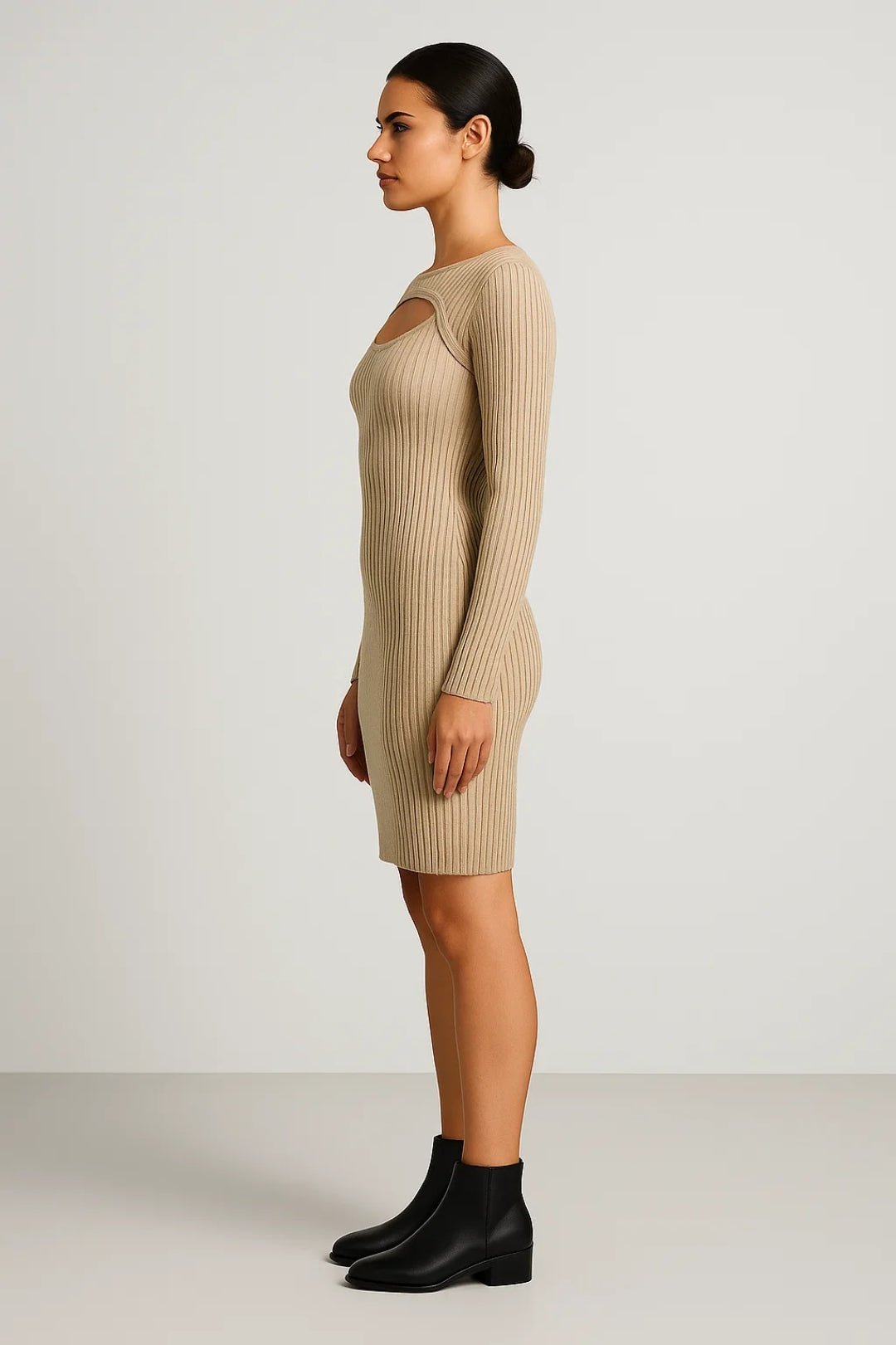 Kort geribd gebreid jurkje | Lange mouwen | Elegante cut-out