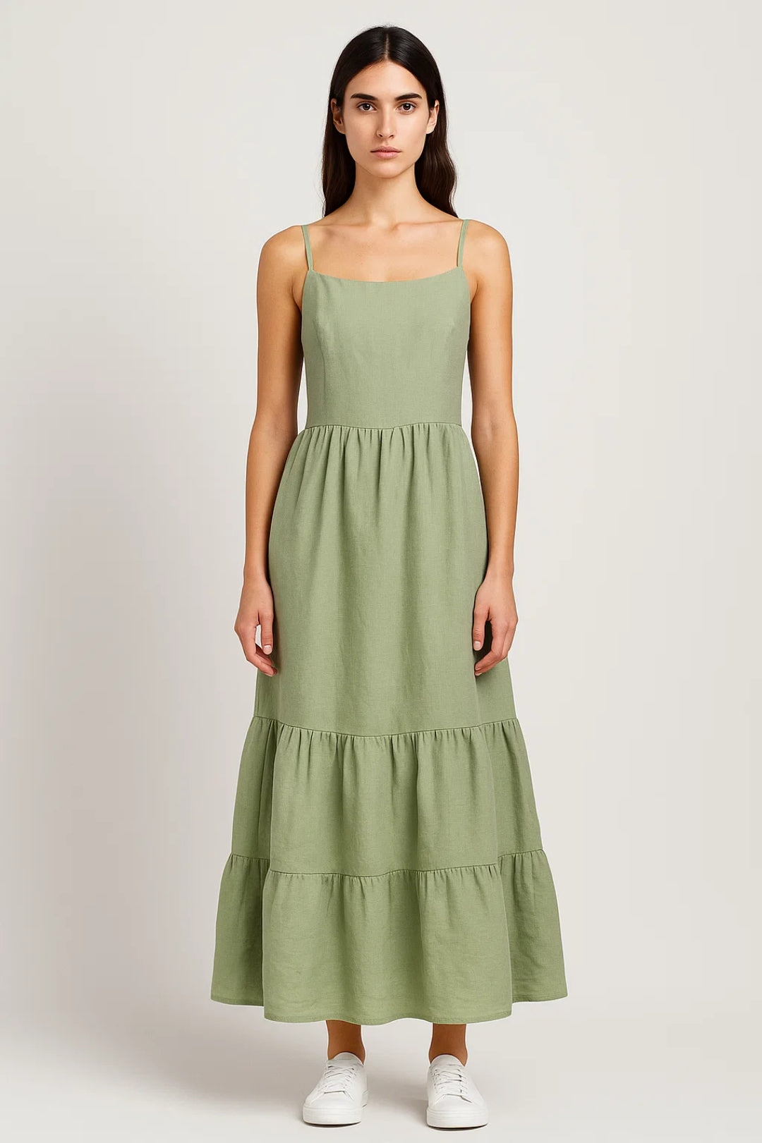 Lange jurk met dunne bandjes | Rok met ruches | Romantische en luchtige stijl