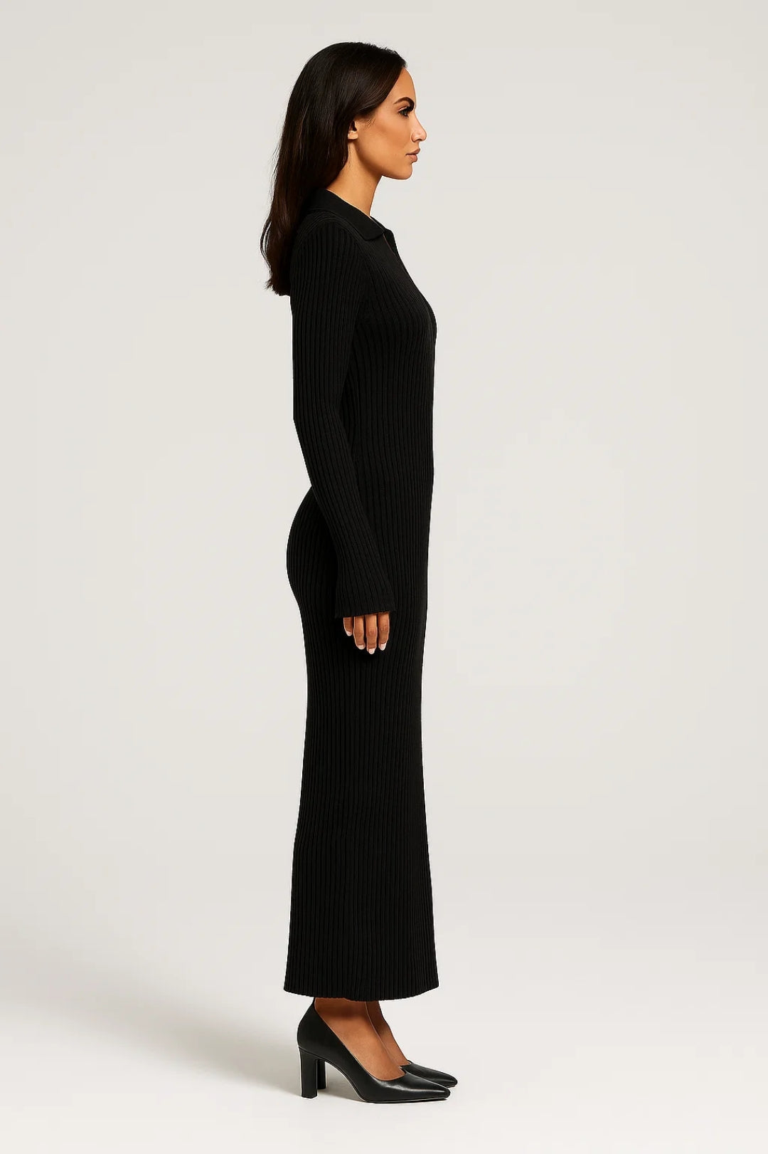 Lange ribgebreide jurk | Diepe V-hals | Uitlopende lange mouwen