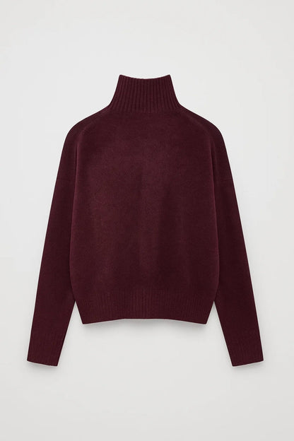 Tannie Soft Knit – Deep Berry | Warm, Zacht & Tijdloos Elegant