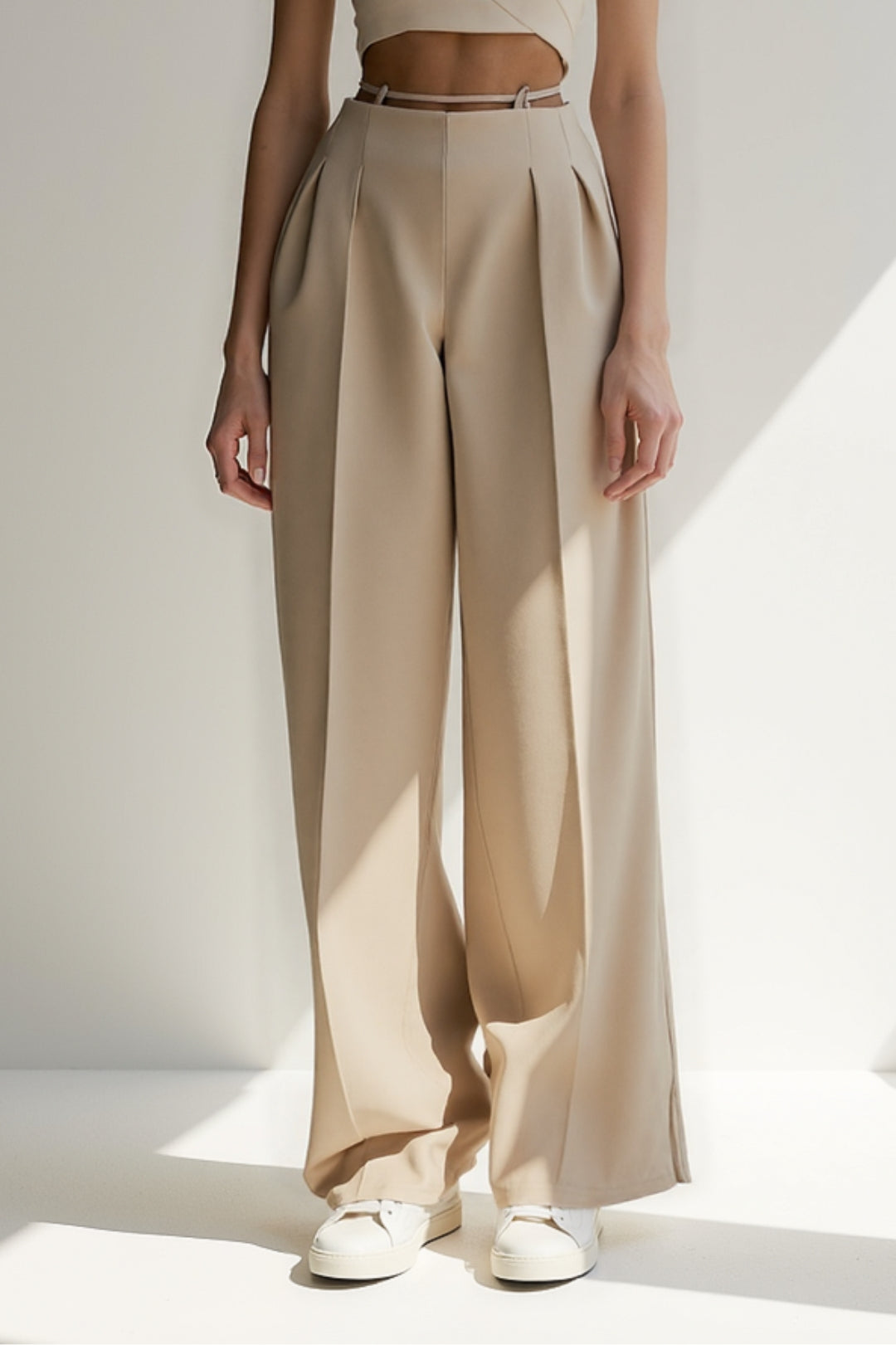 Palazzo-broek met dunne riem | Elegante plooien | Verfijnd design