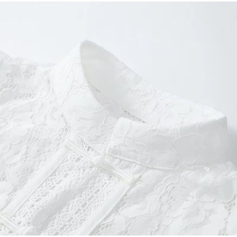 The Liora Lace Knit™ – Retro Floral Elegance