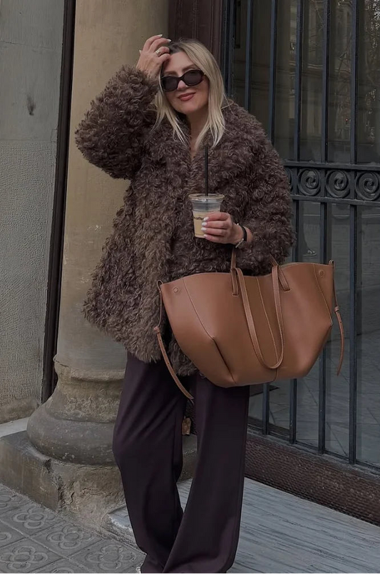 Clara™ – Fluffy Coat