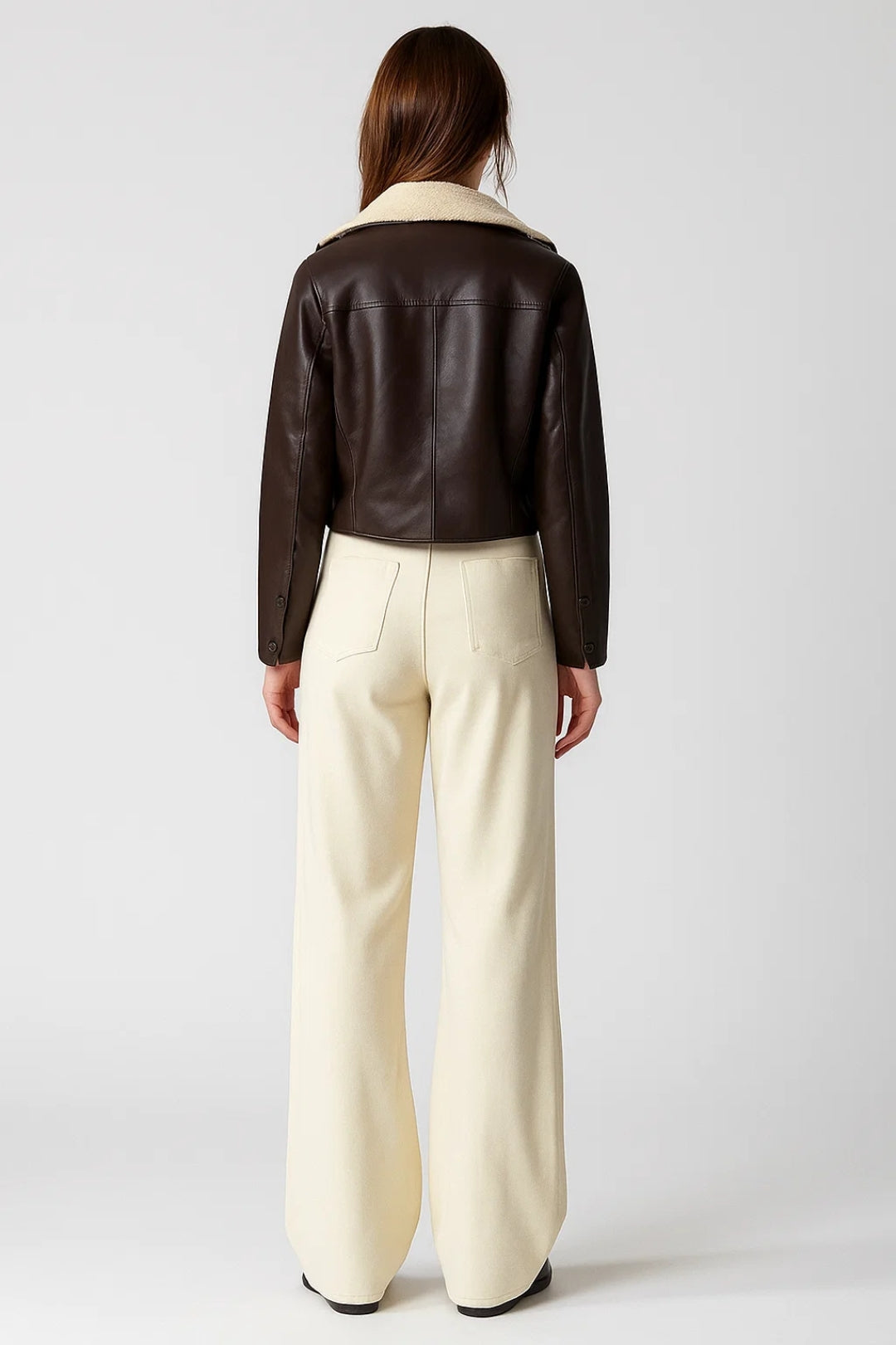 Korte Jas met Imitatiebont | Donkerbruin Vegan Leer | Warme Voering