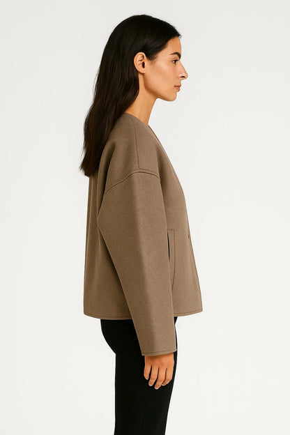 Cropped Jassen Collectie | Damesjas met V-hals en Knoopsluiting | Lichtgewicht en Ademend